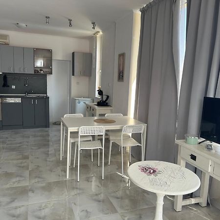 רבדה Oazis Sea View Apartment מראה חיצוני תמונה